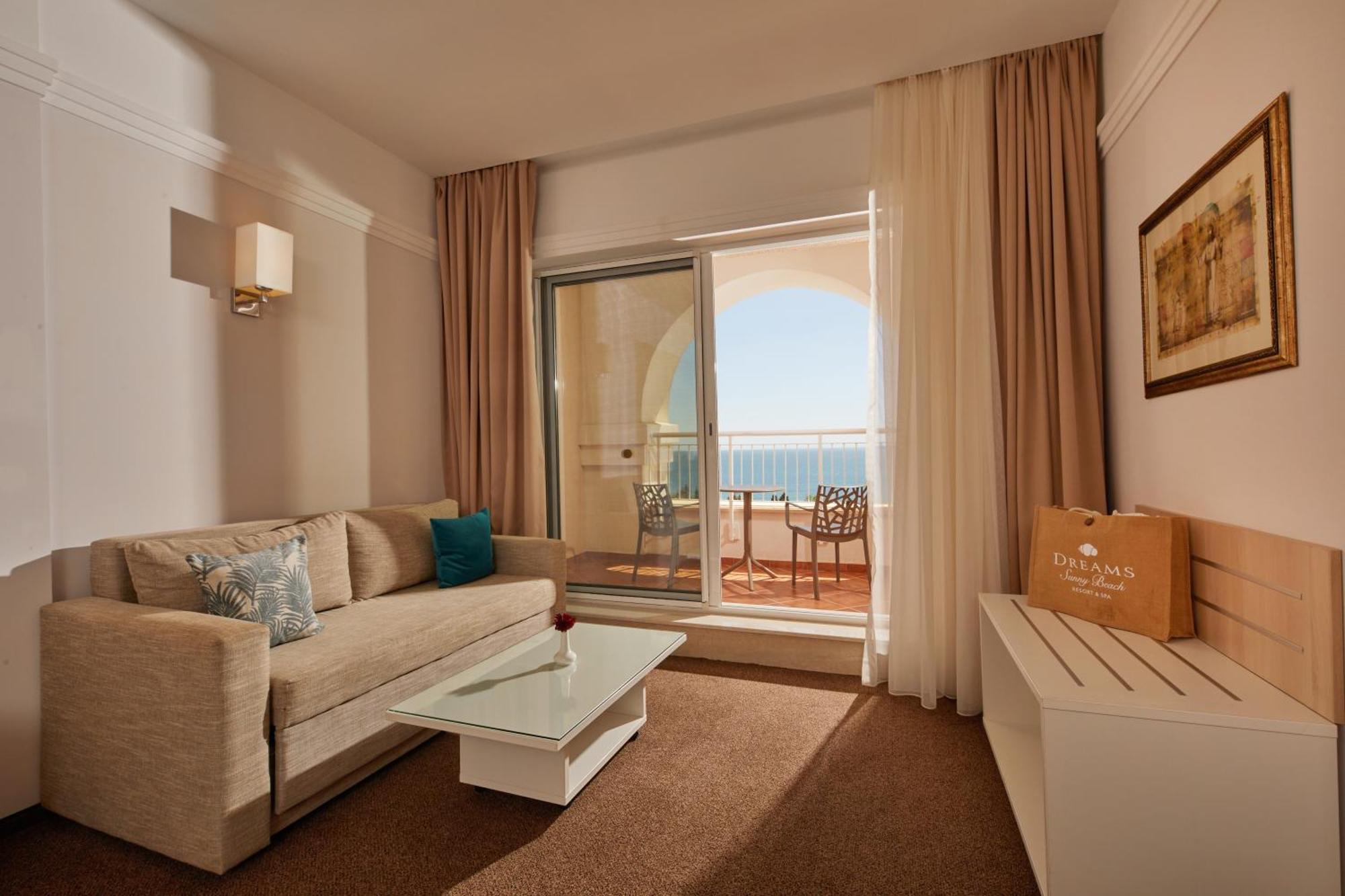 My Favorite Club Double Deluxe Frontal Sea View